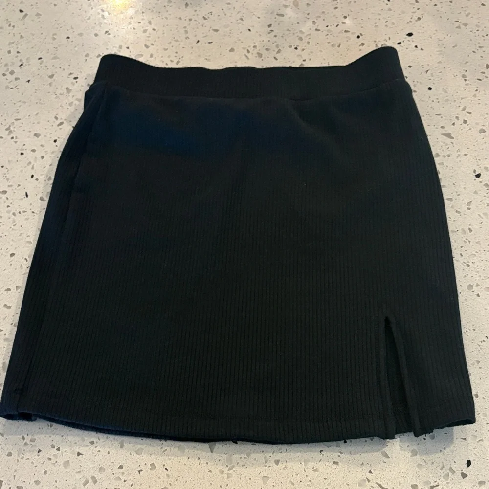 Ribbed Black Women's Mini Skirt - Picture 1 of 4